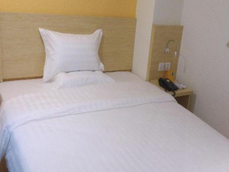 7Days Inn Shantou Coach Terminal Huang He Road Exterior foto